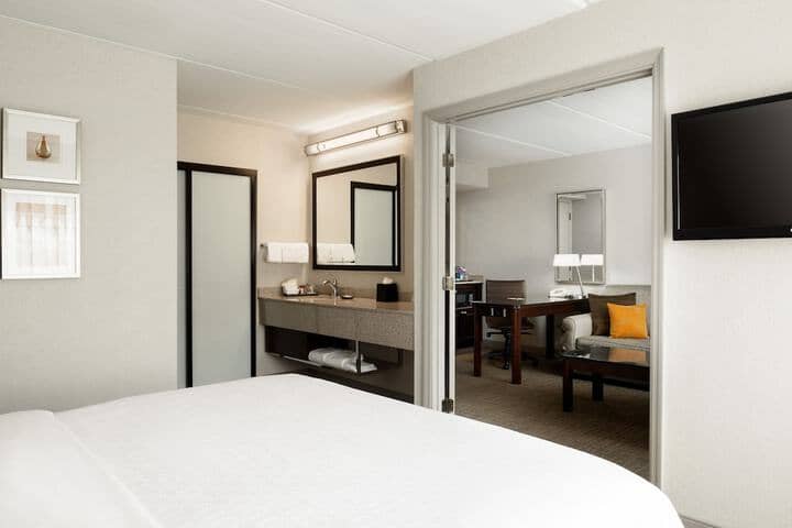 Room 9 of 53