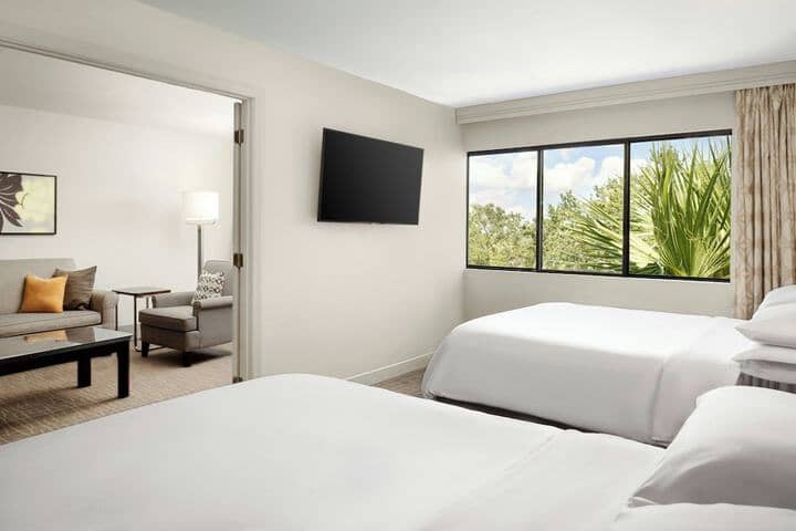 Room 15 of 53